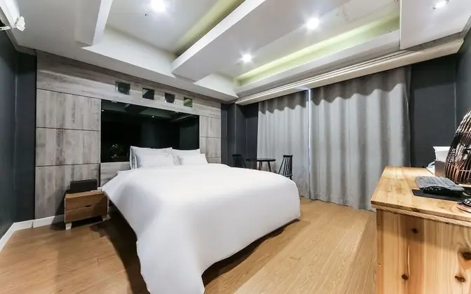 Oda (Semi-private room-terrace)