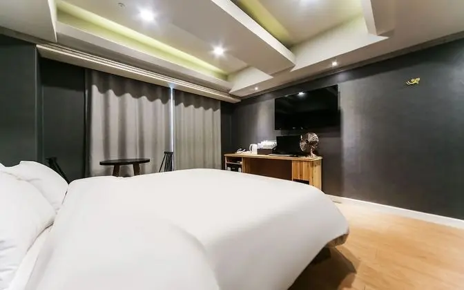 Oda (Semi-private room-terrace)