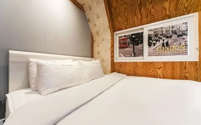 Oda (Quick check-in event- Check-in at 14 )