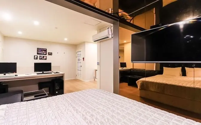 Oda (VIP TWIN(Couple high specification PC)