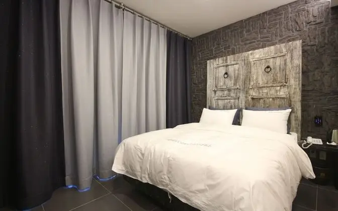 Oda (1-room 1-park special room (latex bed)