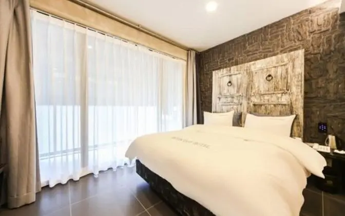 Oda (Suite room-first-come-first-served ba)