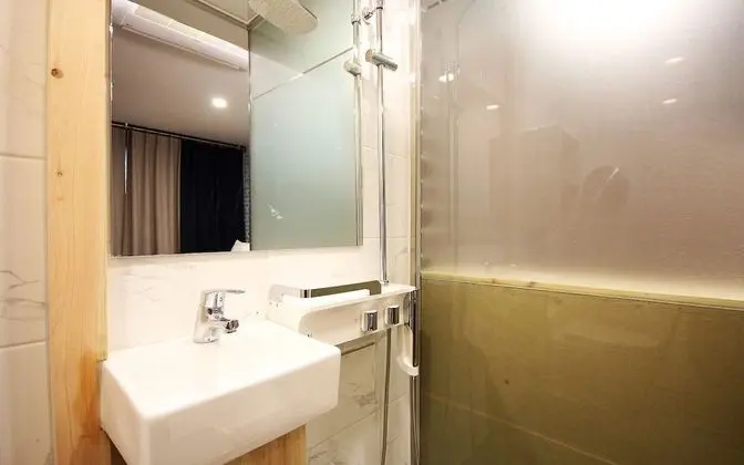 Oda (VIP with Parking - Best View (Latex M)