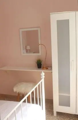 Ev