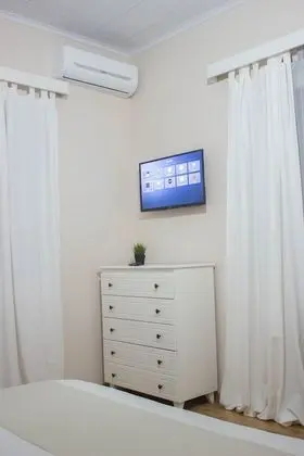 Ev