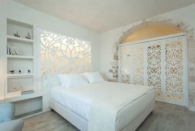 Double White suite with sea view