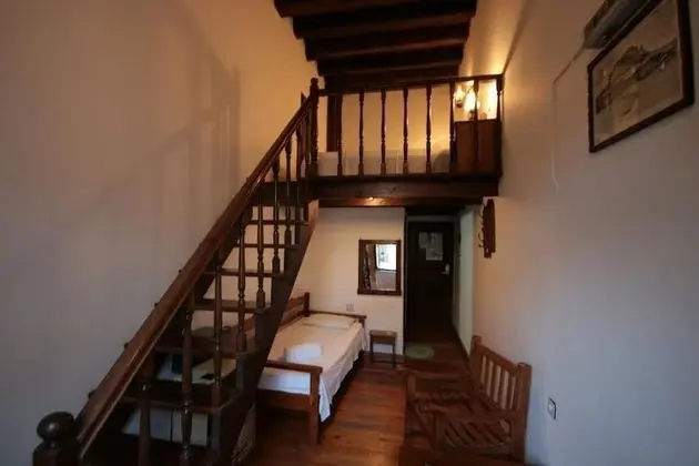 Studio 1