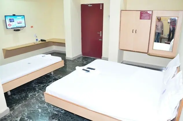 Economy Üç Kişilik Oda, Birden Çok Yatak