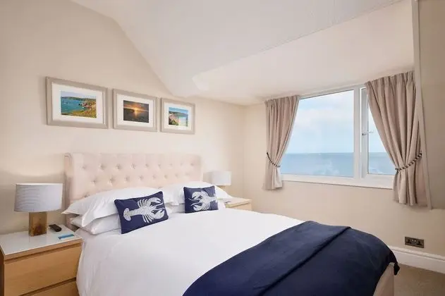 Deluxe Tek Büyük Yataklı Oda, Banyolu/Duşlu, Deniz Manzaralı (Room 10)