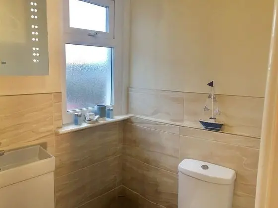 Deluxe Tek Büyük Yataklı Oda, Banyolu/Duşlu, Deniz Manzaralı (Room 10)