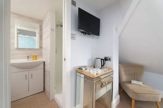Deluxe Tek Büyük Yataklı Oda, Banyolu/Duşlu, Deniz Manzaralı (Room 11)