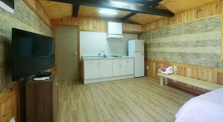 Traditional Tek Büyük Yataklı Oda (15 PY)