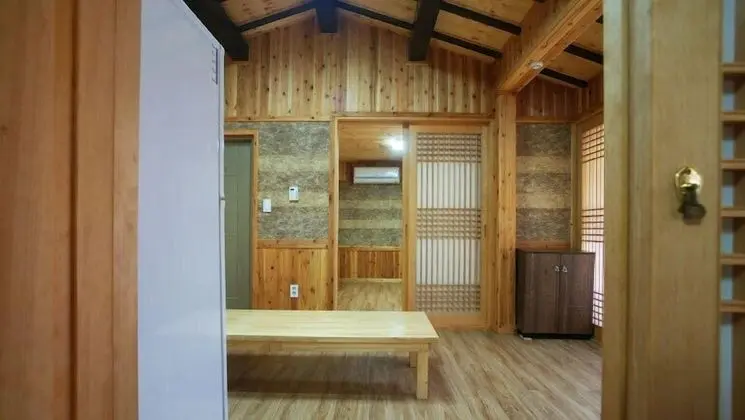 Traditional Tek Büyük Yataklı Oda (20 PY)