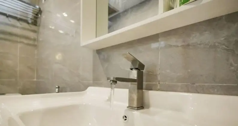 Comfort Üç Kişilik Oda, Avlu Manzaralı, Avlu