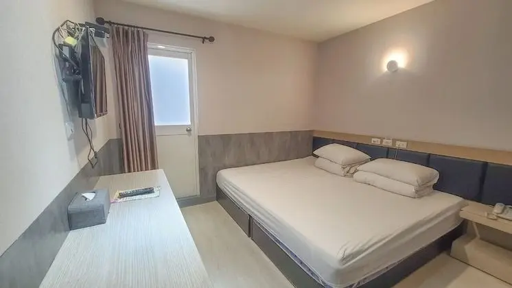 Business Tek Büyük Yataklı Oda, 1 Büyük (Queen) Boy Yatak, Sigara İçilmez, Balkon