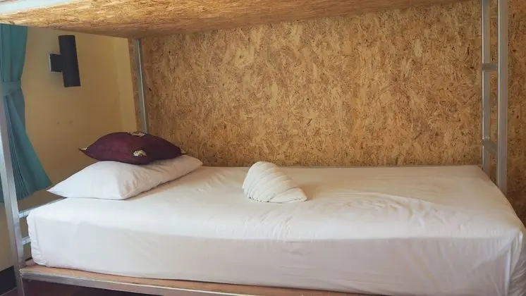 Bed in 6  Bed Female Dormitory room