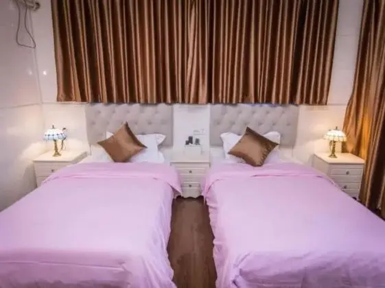 Deluxe İki Ayrı Yataklı Oda