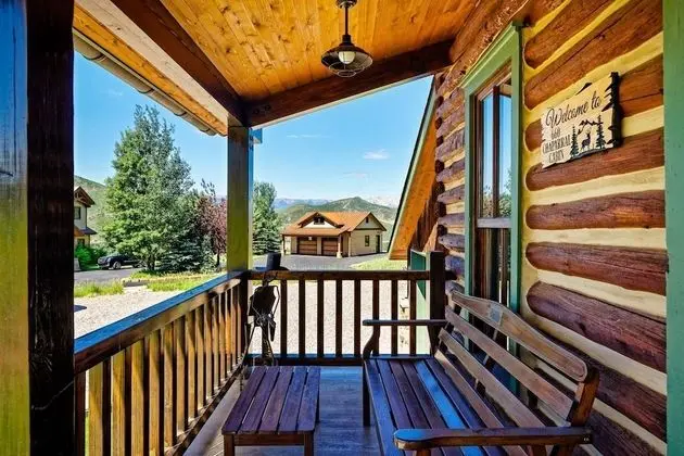 Ev (Chaparral Aspen Ranch Cabin)