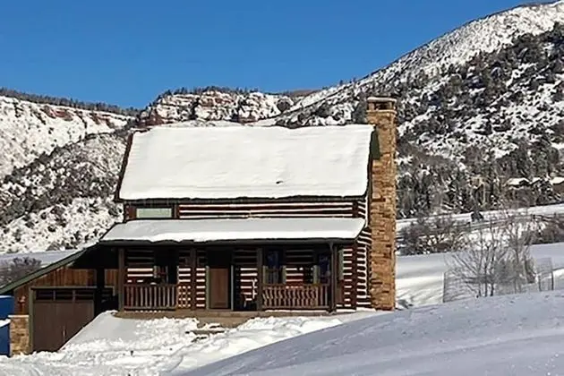 Ev (Chaparral Aspen Ranch Cabin)