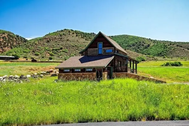 Ev (Chaparral Aspen Ranch Cabin)
