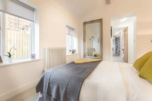 Courtyard Apartment