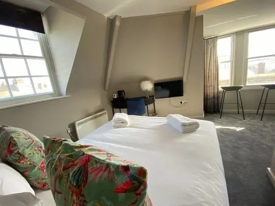 Deluxe Tek Büyük Yataklı Oda, Banyolu/Duşlu, Deniz Manzaralı