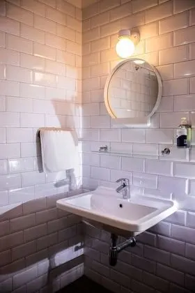 Premium Tek Büyük Yataklı Oda