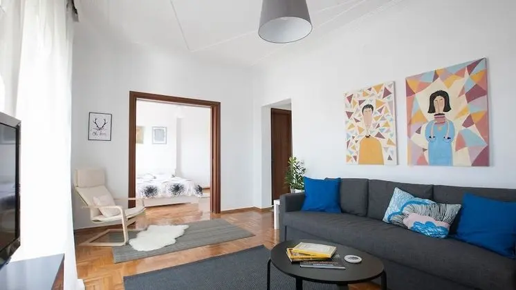 Apart Daire, Deniz Manzaralı (Chapter I)