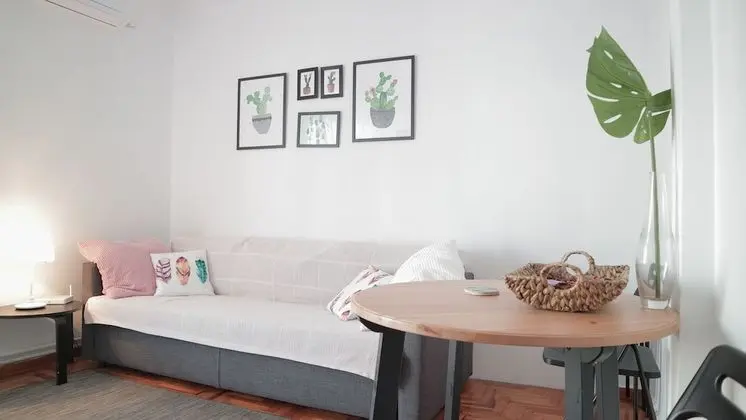 Apart Daire, Deniz Manzaralı (Chapter II)