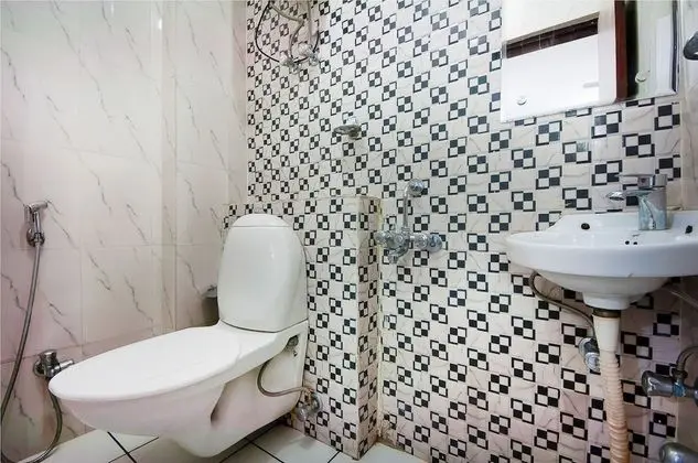 Standard Oda, Sigara İçilmez, Şehir Manzaralı