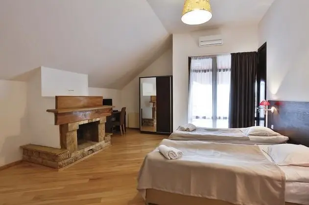Grand Tek Büyük Yataklı Oda