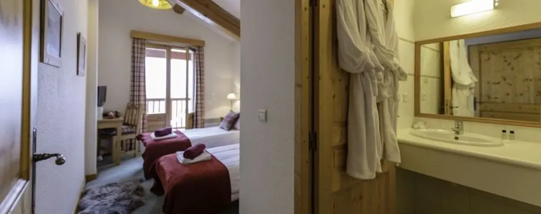 Tek Büyük veya İki Ayrı Yataklı Oda