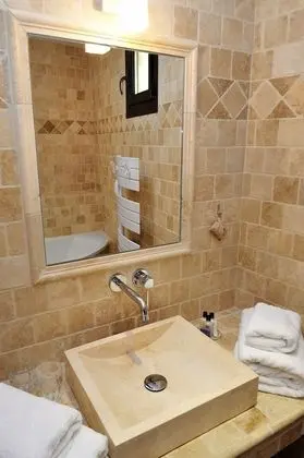 Standard Tek Büyük Yataklı Oda (Medium)