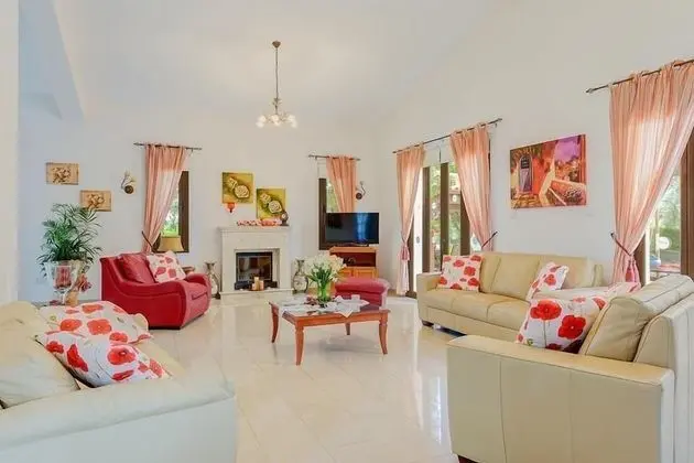 Villa, 3 Yatak Odası, Kişiye Özel Havuzlu
