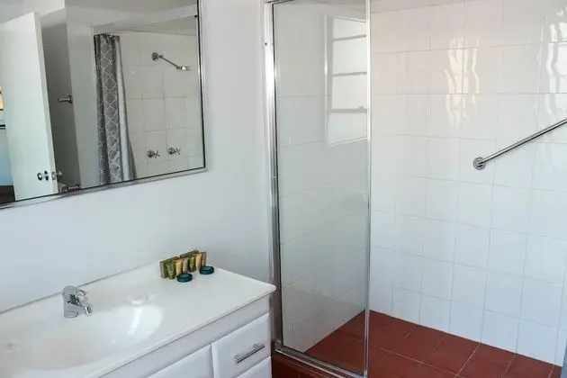 Deluxe Oda, 1 Büyük (Queen) Boy Yatak, Özel Banyo