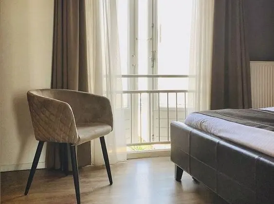 Standard Tek Büyük Yataklı Oda