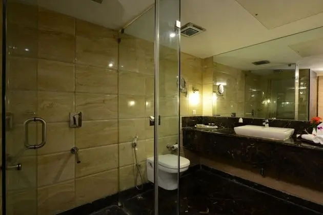 Platinum Suite