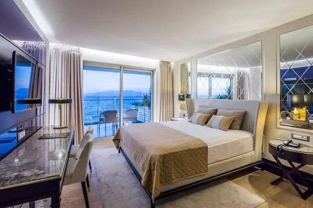 Süperior Deniz Manzaralı Oda