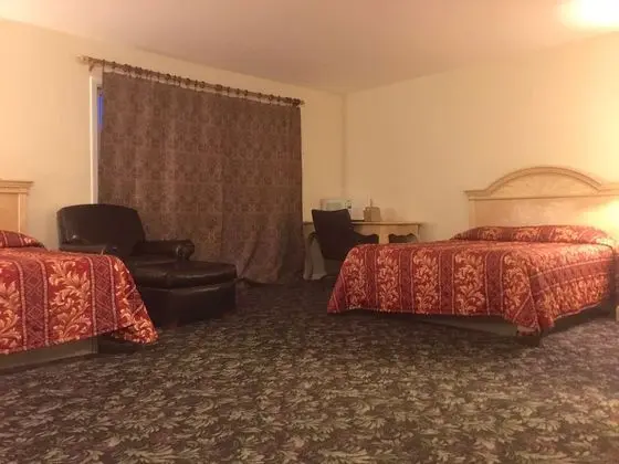 Deluxe Room, 2 Queen Beds, Balcony