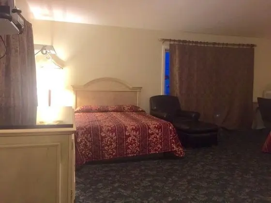 Deluxe Room, 2 Queen Beds, Balcony