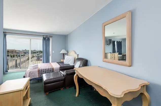 Deluxe Room, 2 Queen Beds, Balcony
