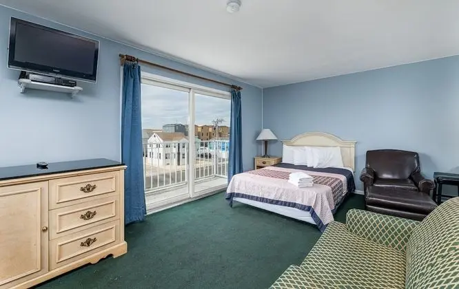 Deluxe Room, 2 Queen Beds, Balcony
