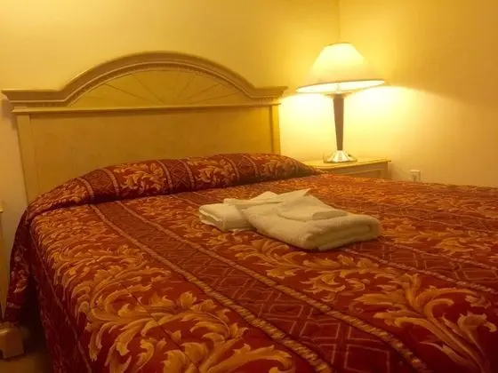 Standard Room, 1 Queen Non Smoking
