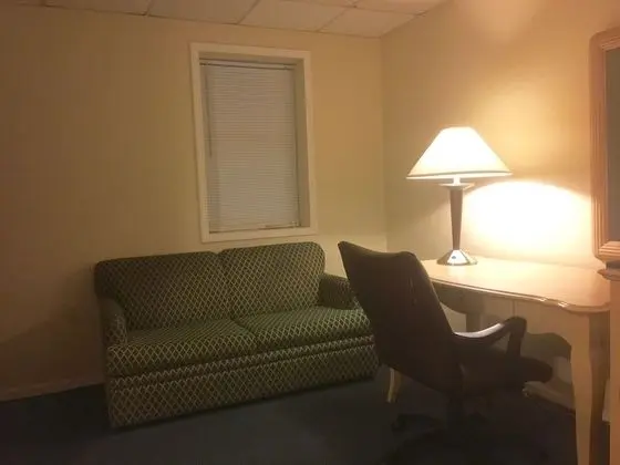 Standard Suite, 1 Queen Non Smoking