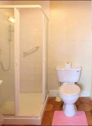 Standard Tek Büyük Yataklı Oda, Banyolu/Duşlu