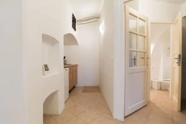 Üç Kişilik Oda, Ortak Banyo