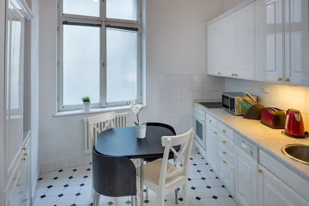 Stüdyo (3 adults)