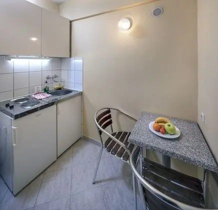 Economy Studio Double