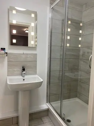 Tek Kişilik Oda, 1 Tek Kişilik Yatak, Sigara İçilmez