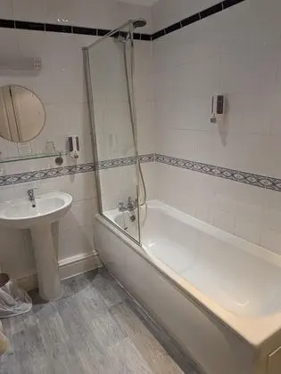 Classic Tek Büyük Yataklı Oda